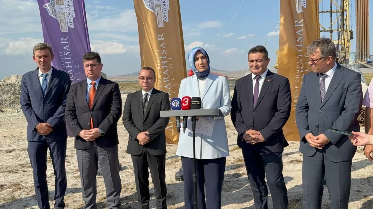 Afyonkarahisar'da Organize Tarım Bölgesi ile 3 bin kişi istihdam edilecek