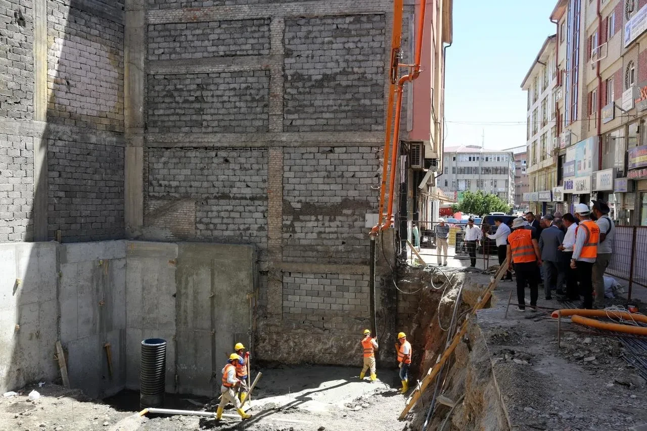 Sivas TSO Bankalar Caddesi'nde yeni binanın temelini attı