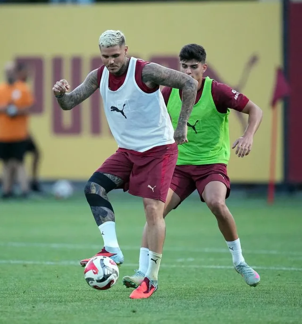 Galatasaray Kayserispor maçı hazırlıklarına Metin Oktay tesislerinde devam etti