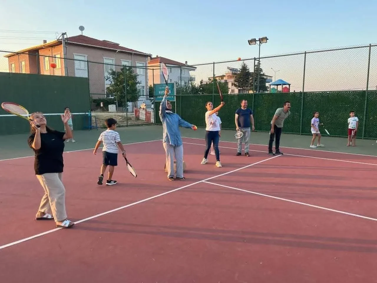 Çal’da Aile Yılı Spor Şenliği Aileleri Bir Araya Getirdi