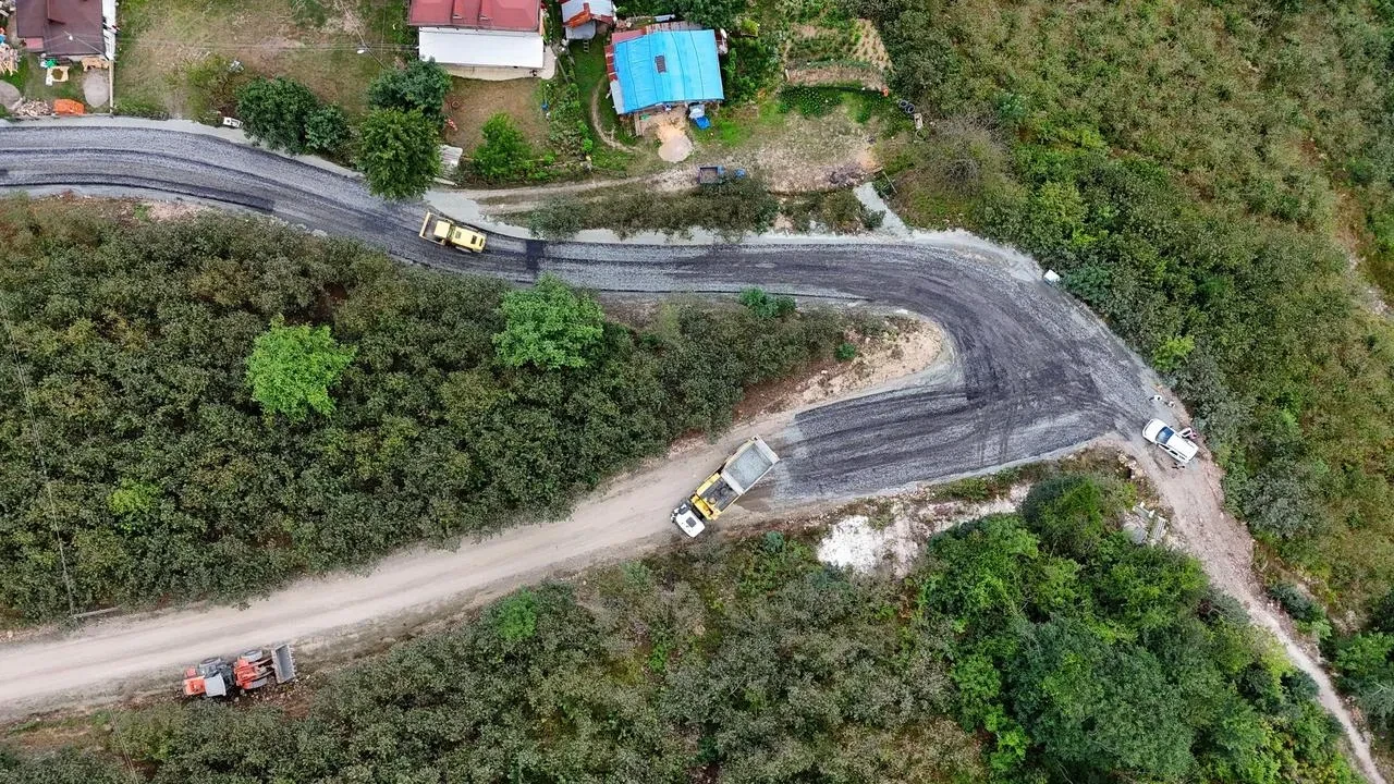 Ordu Büyükşehir Belediyesi Ağıdere Mahallesi'nde asfalt çalışmasını tamamladı
