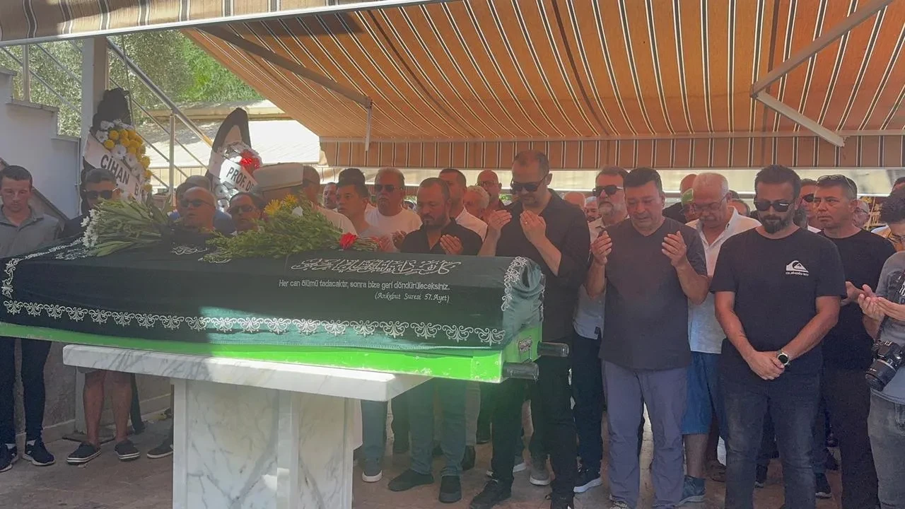 Marmaris’te motosiklet kazasında Arda Kara son yolculuğuna uğurlandı