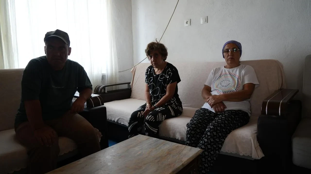 Karaçay ailesi Kırıkkale’de engelli kardeşler için yeni eve kavuştu. Halil Öztürk’ün