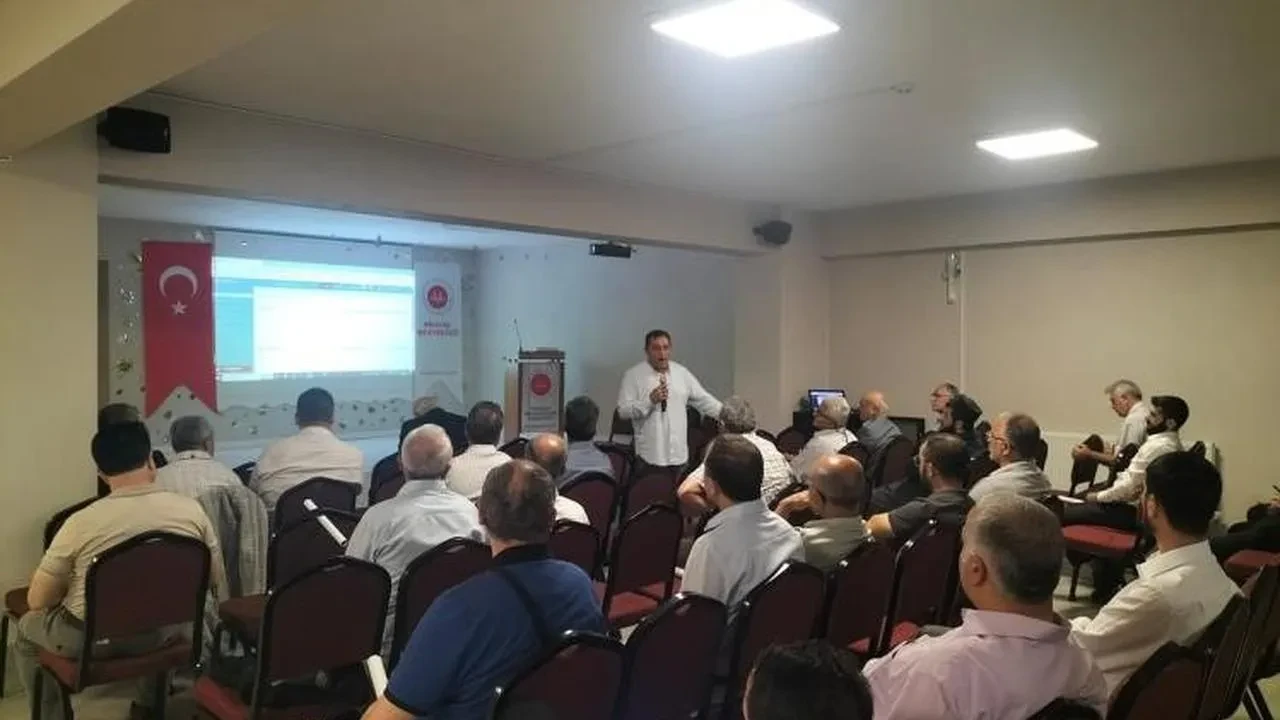 Bilecik İl Müftülüğü Yaz Kur'an Kursu personellerine seminer düzenledi