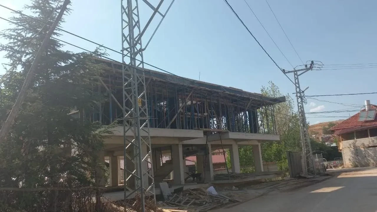 Isparta Yalvaç’ta elektrik akımına kapılan inşaat ustası hayatını kaybetti