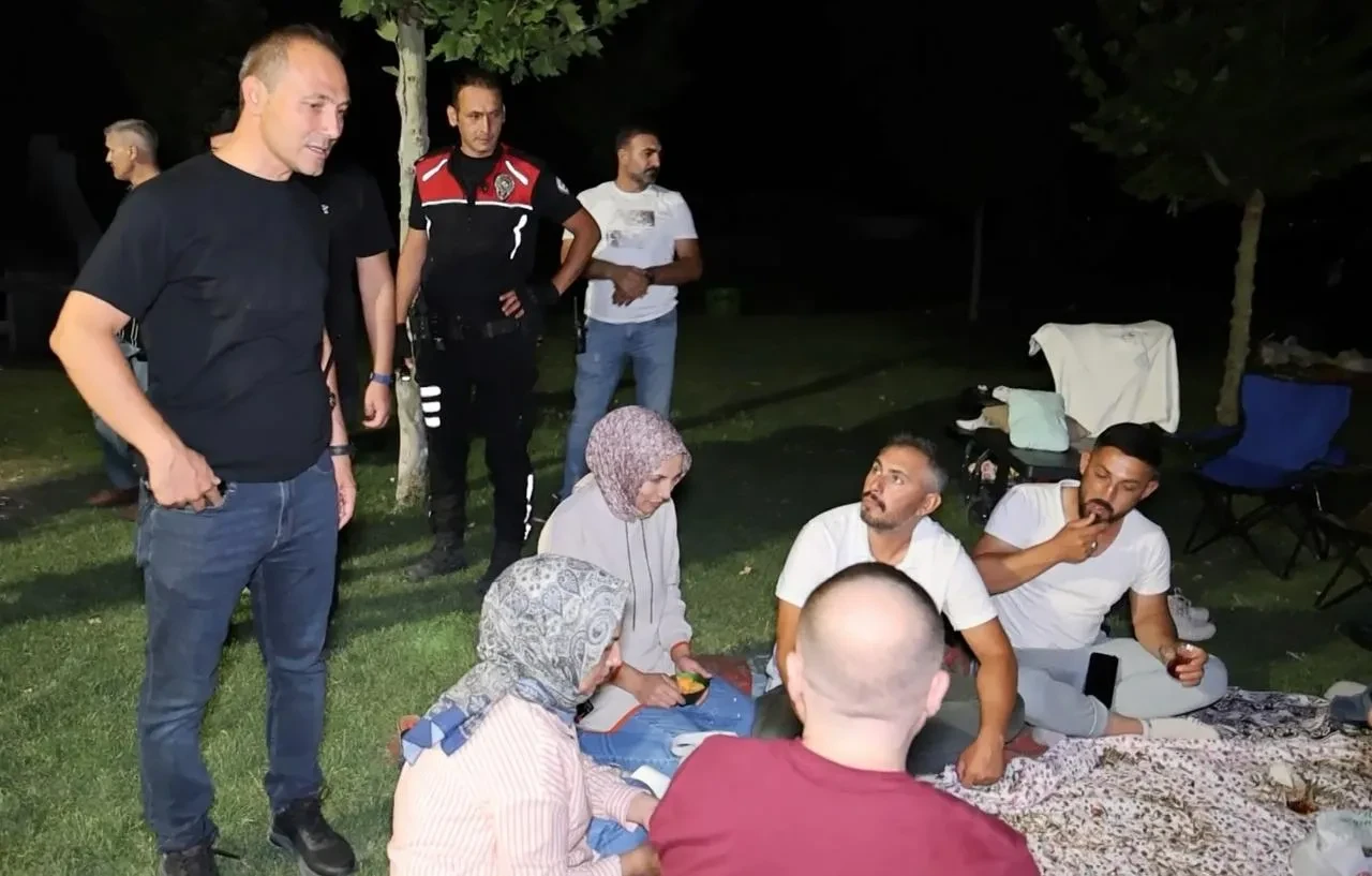 Aksaray Polisi Piknikçileri Yangınlara Karşı Uyarıyor