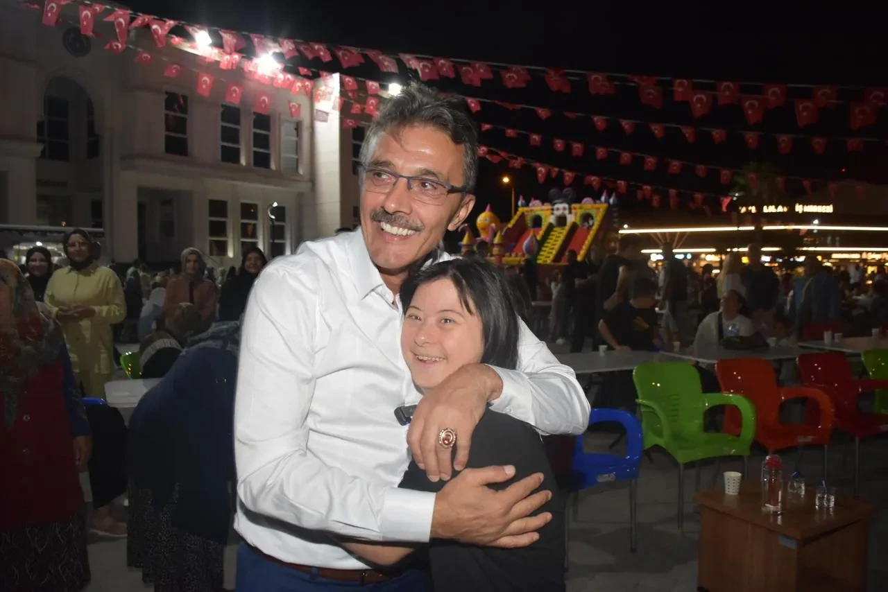 Erenler Belediyesi çocuklar için şenlik düzenledi