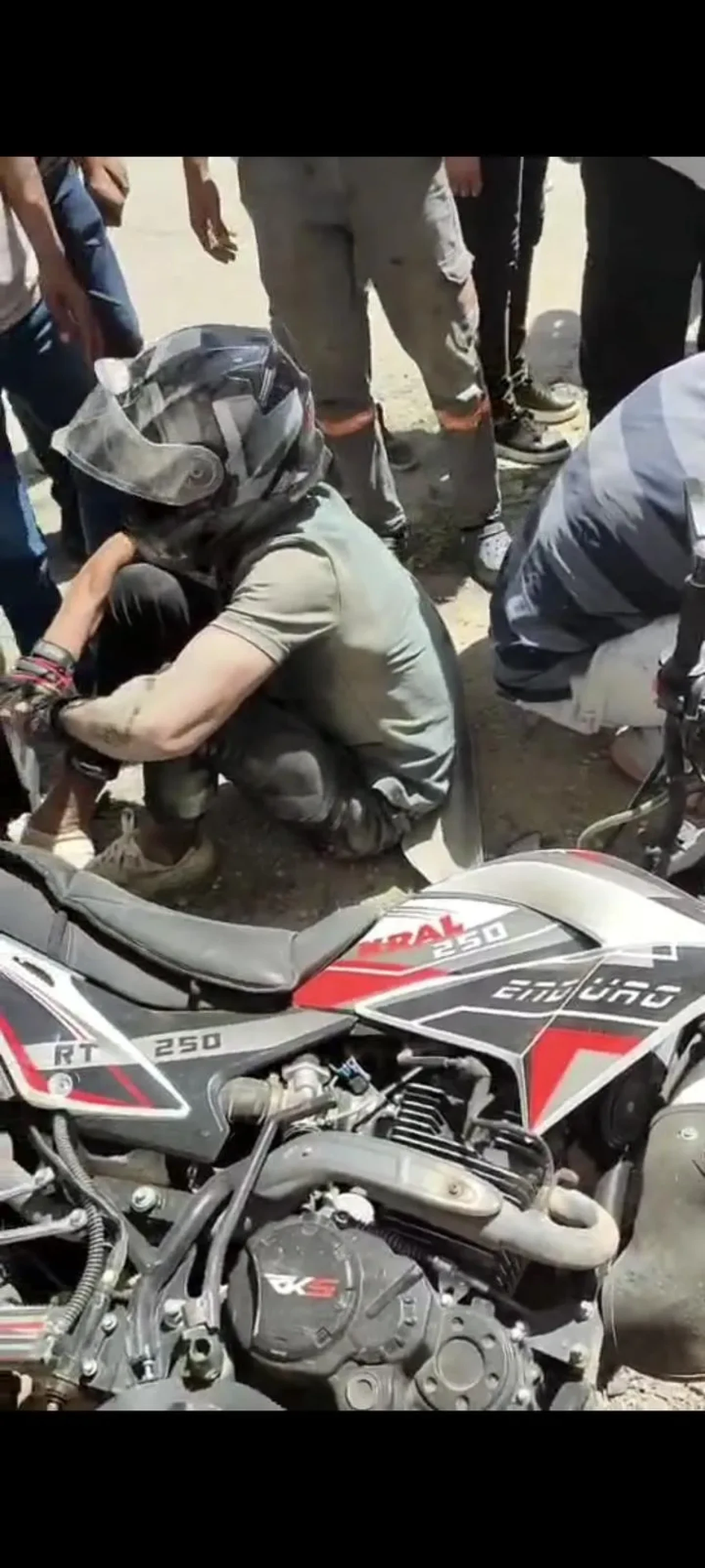 Muş'ta Motosiklet Ve Otomobil Çarpışmasında İki Kişi Yaralandı