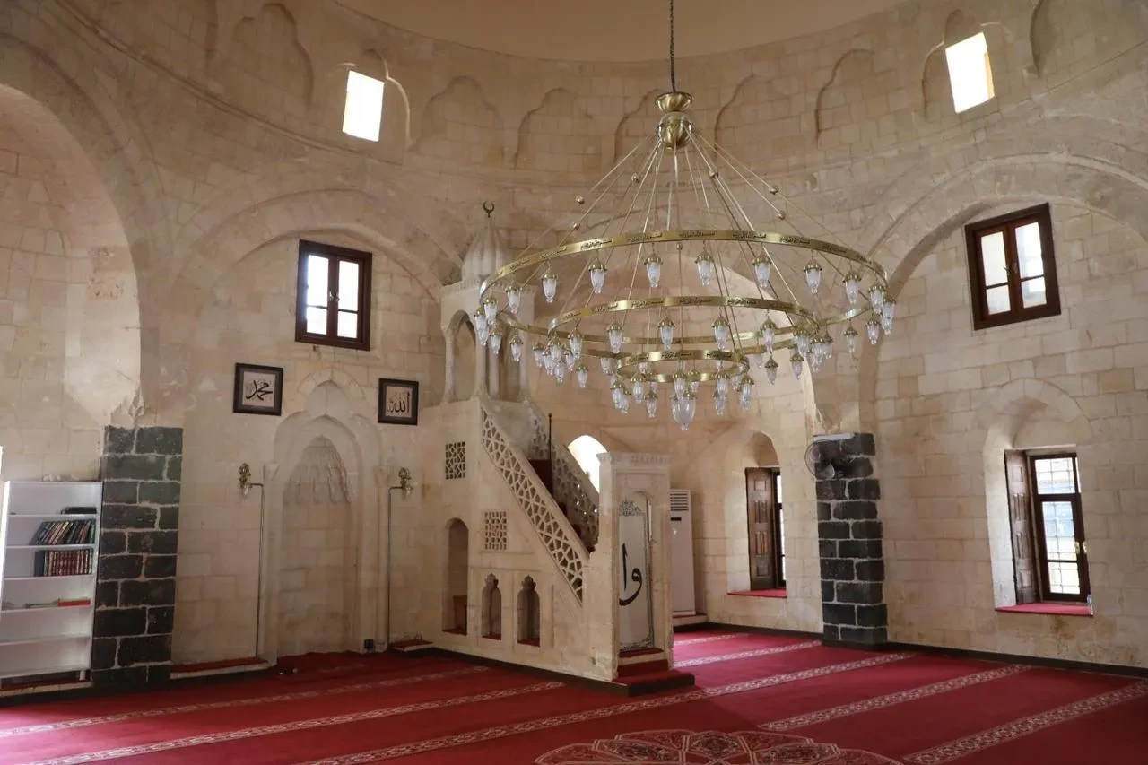 Şanlıurfa'da depremde hasar gören 73 caminin 35'i onarıldı