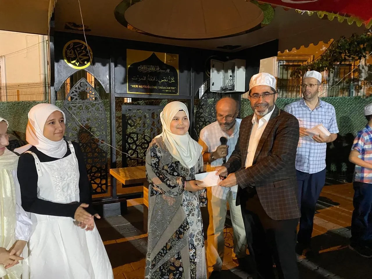 Körfez’de Kur’an Kursu Öğrencileri Ödüllerini Aldı