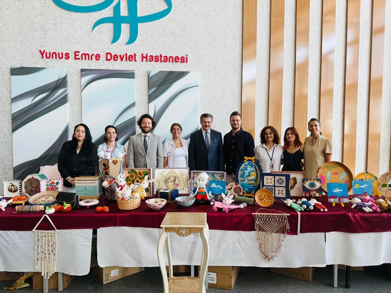 Yunus emre devlet hastanesinde geleneksel el sanatları sergisi açıldı