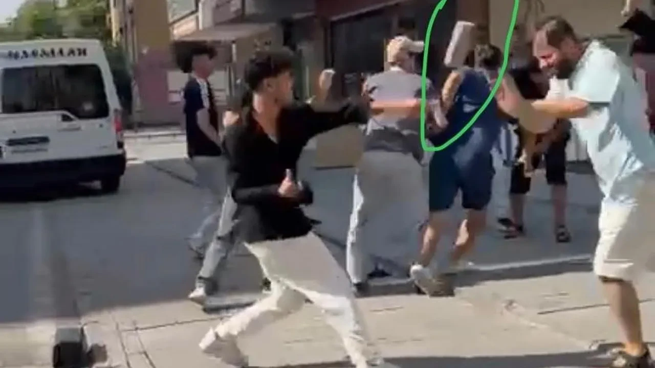 Kayseri Kocasinan'da yabancı uyruklu iki grup arasında taşlı kavga yaşandı