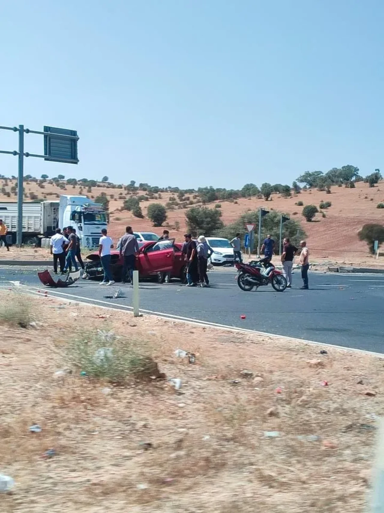 Mardin’de Tır Ile Otomobil Çarpıştı İki Yaralı Hastaneye Sevk Edildi