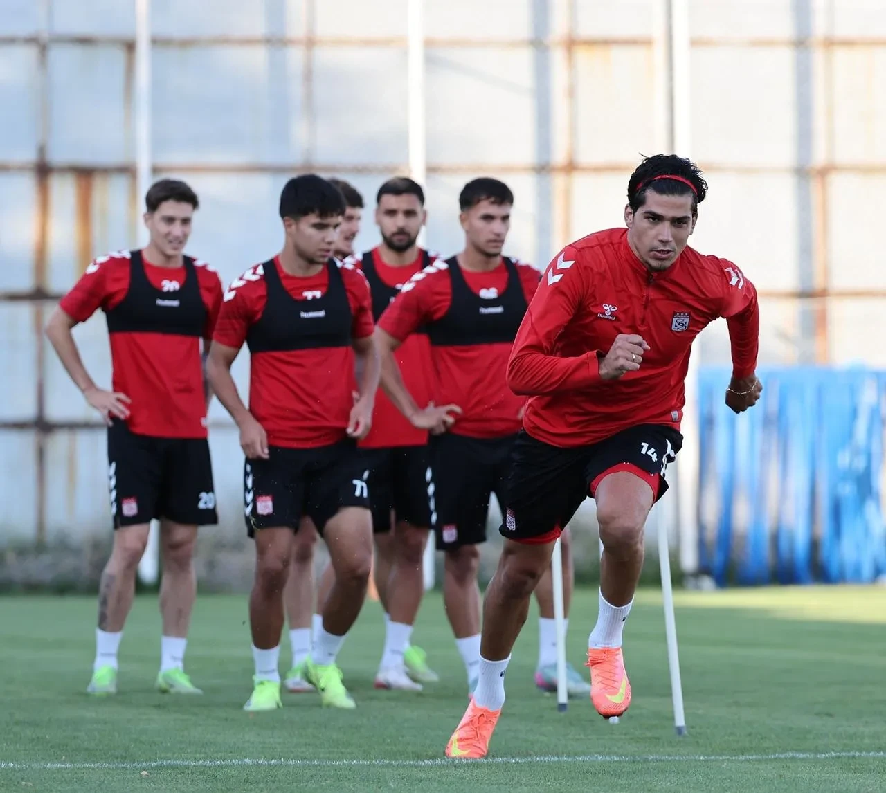 Özbelsan Sivasspor Pendikspor maçına antrenmanla hazırlanıyor