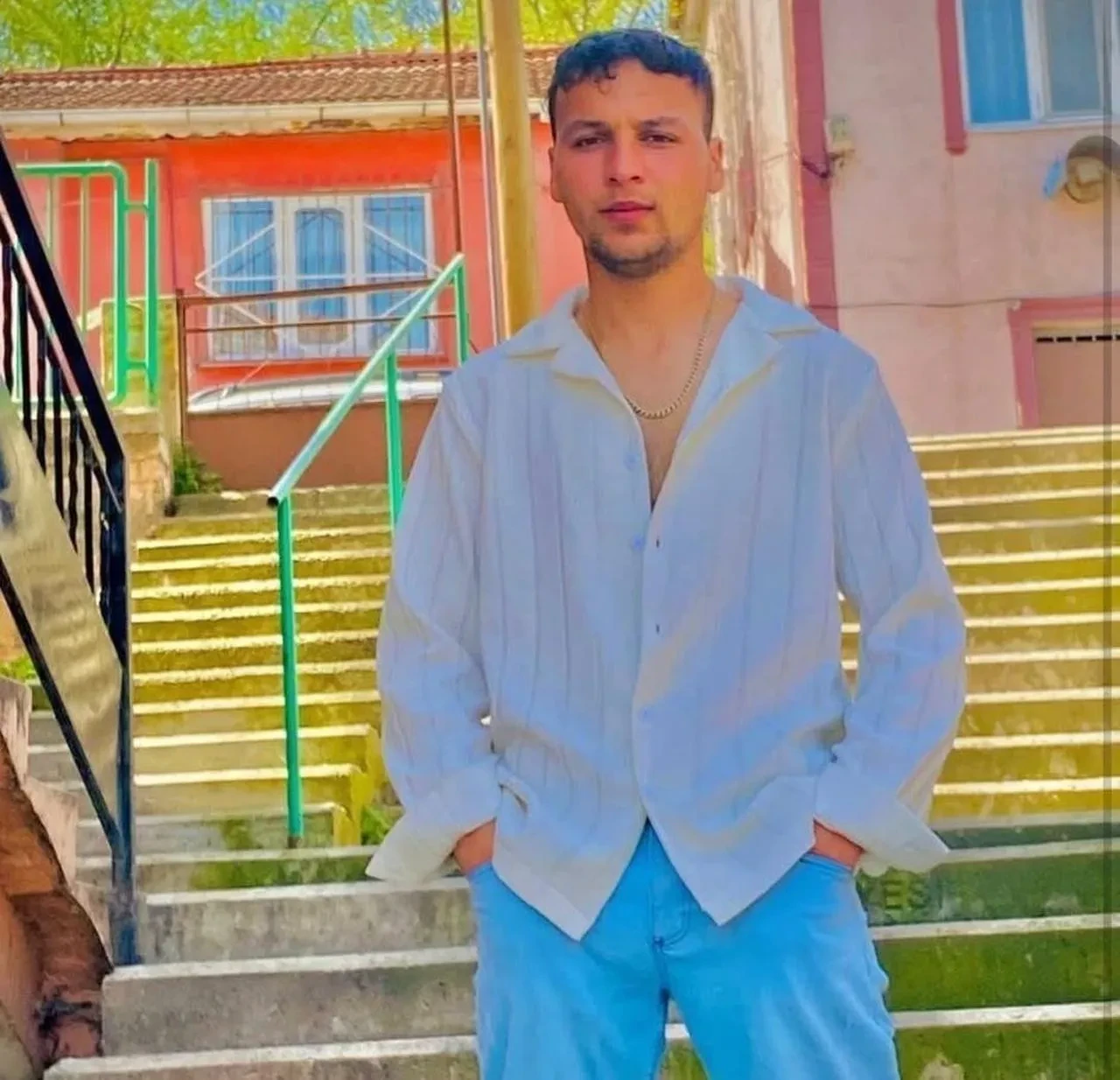 Kocaeli'de Kuzenini Bıçaklayarak Öldüren Şahıs Tutuklanarak Cezaevine Gönderildi