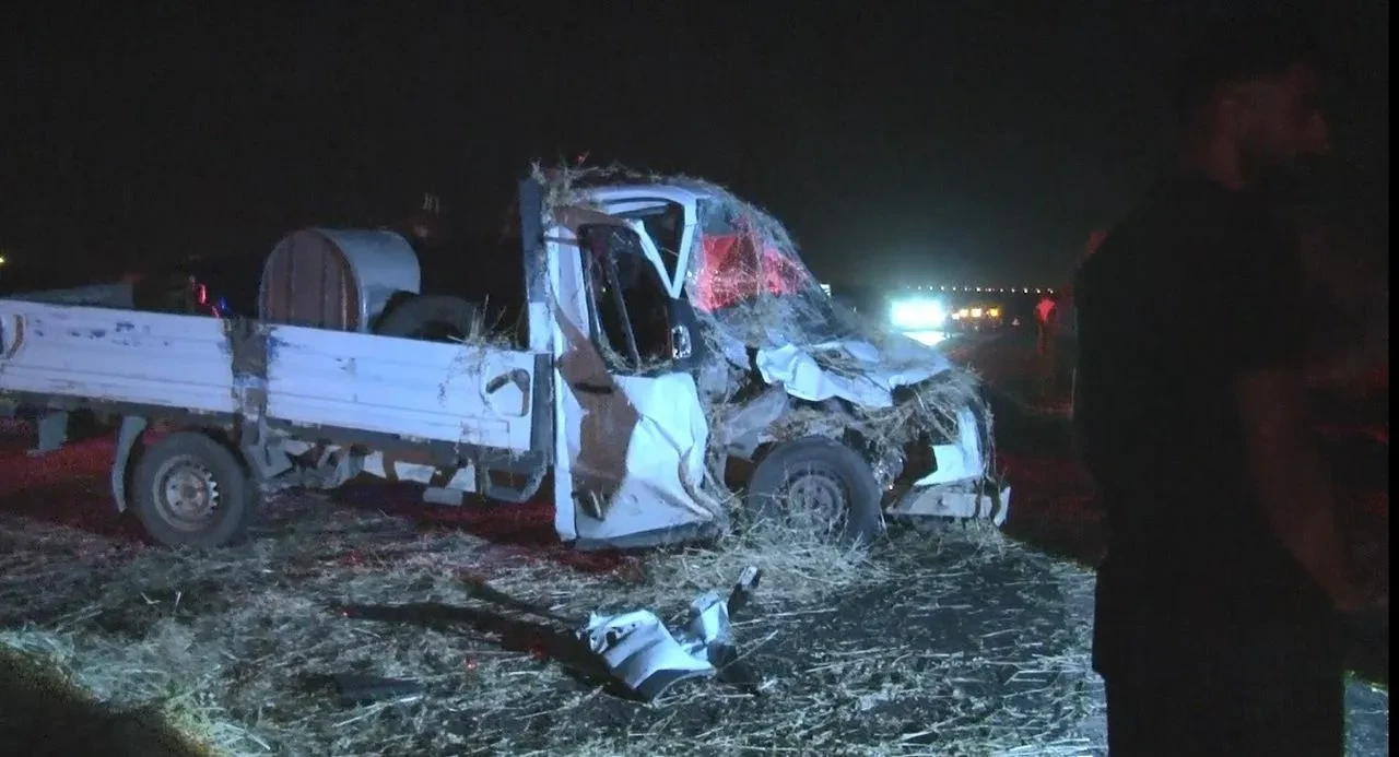 Kars’ta zincirleme kaza bir ölü üç yaralı