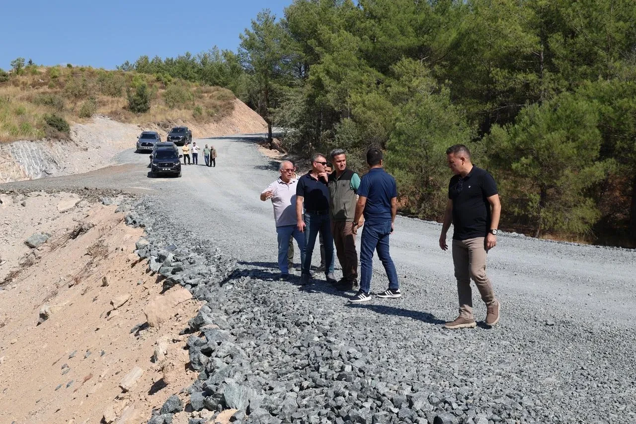Muğla'da orman yolu çalışmaları Mustafa Ülküdür tarafından incelendi