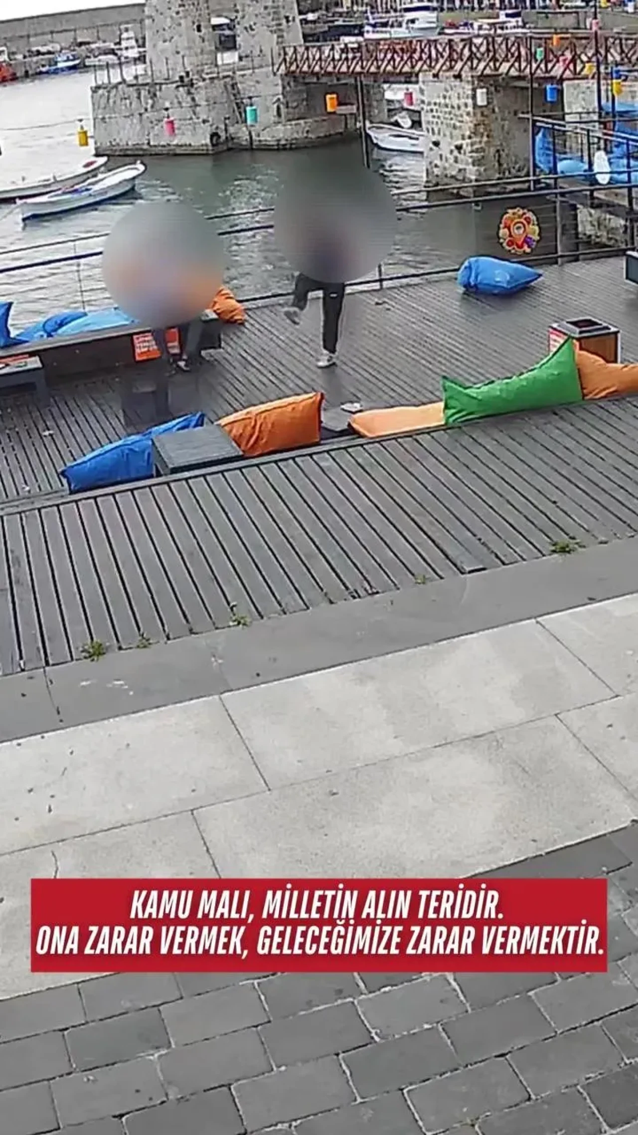 Zonguldak belediyesi kafesinde vandalizm güvenlik kamerasına yansıdı