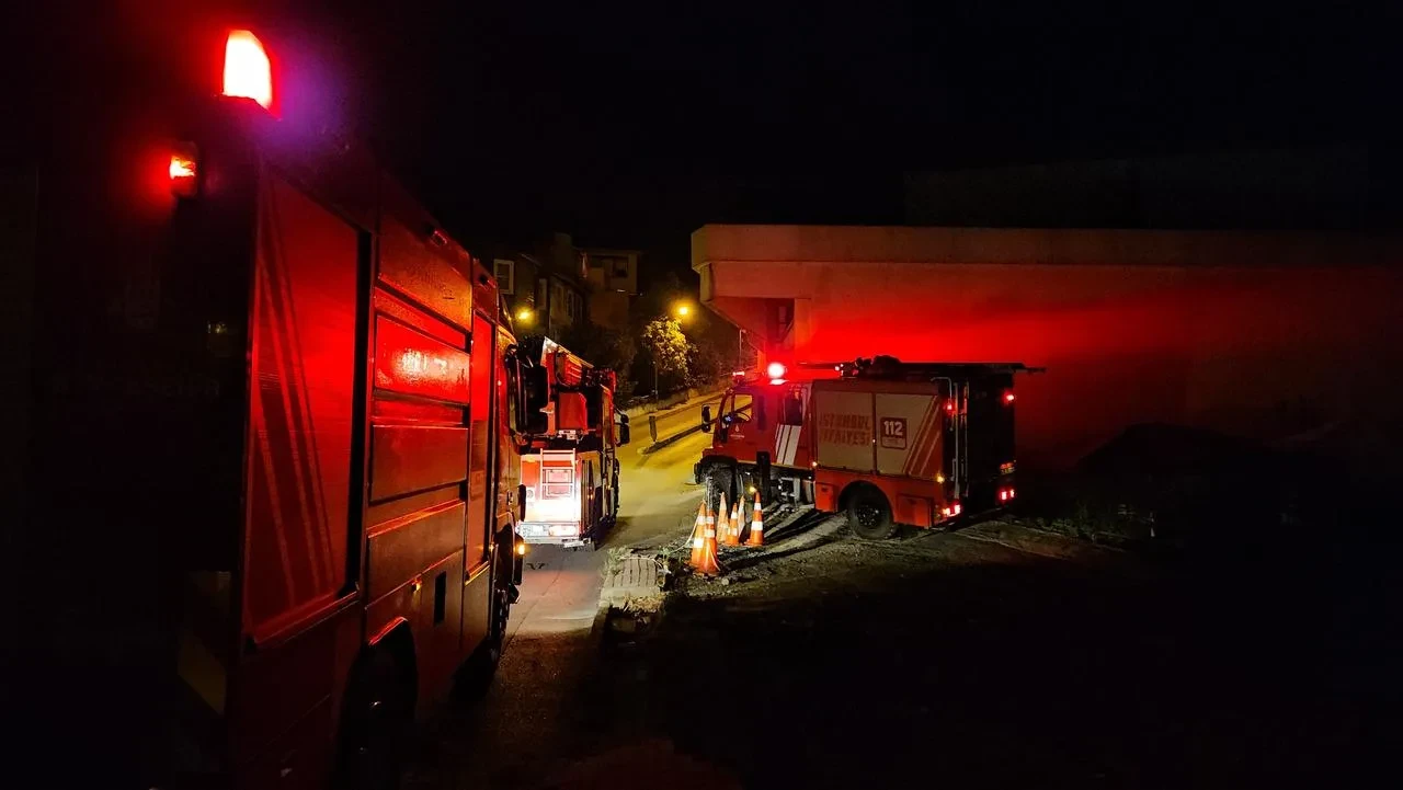 Sarıyer’de otelde çıkan yangın itfaiye ekipleri tarafından söndürüldü