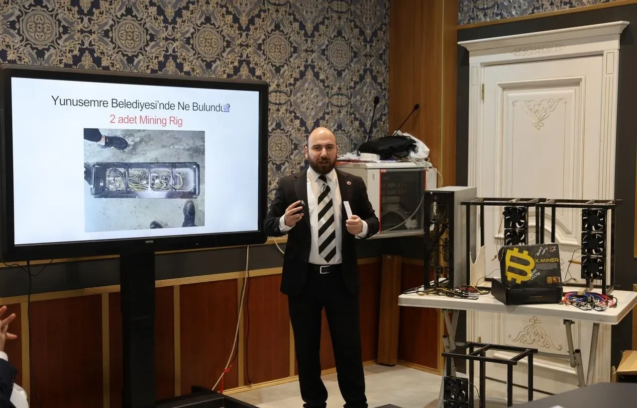 Yunusemre belediyesinde kripto para madenciliği iddiası yargıya taşınıyor