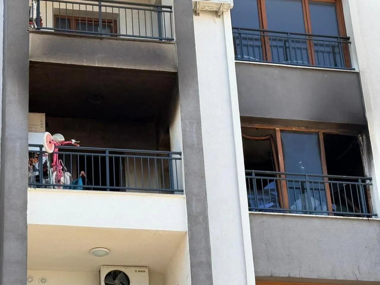 Diyarbakır'da apartmanda çıkan yangında 4 kişi dumandan etkilendi
