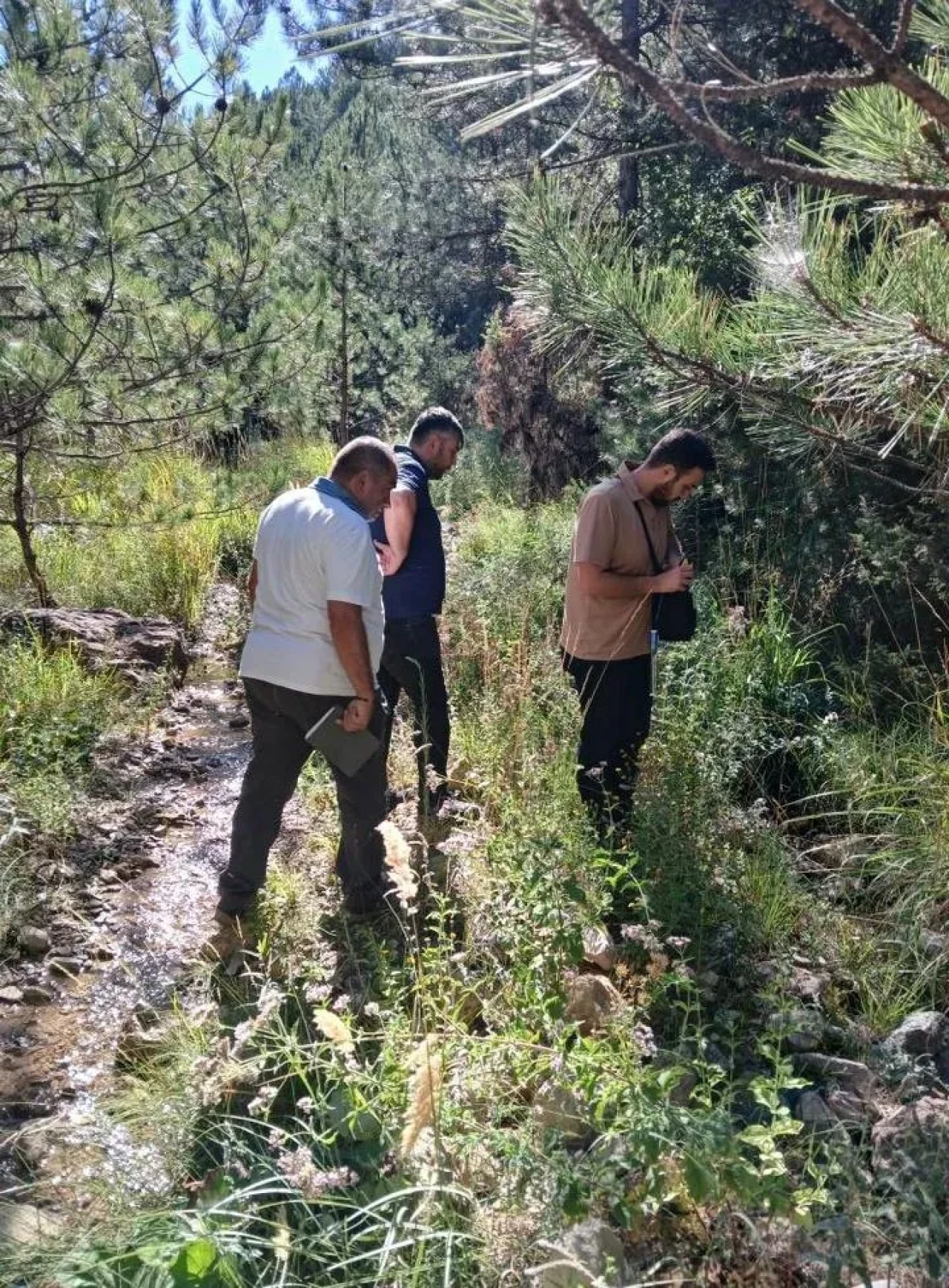 Gediz Gökler Beldesinde sıcak su arama çalışmaları başlatıldı