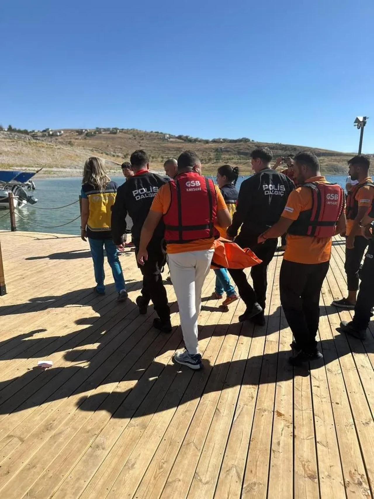 Kayseri’de TAMP kapsamında polis ekipleri barajda 2 kişiyi kurtardı