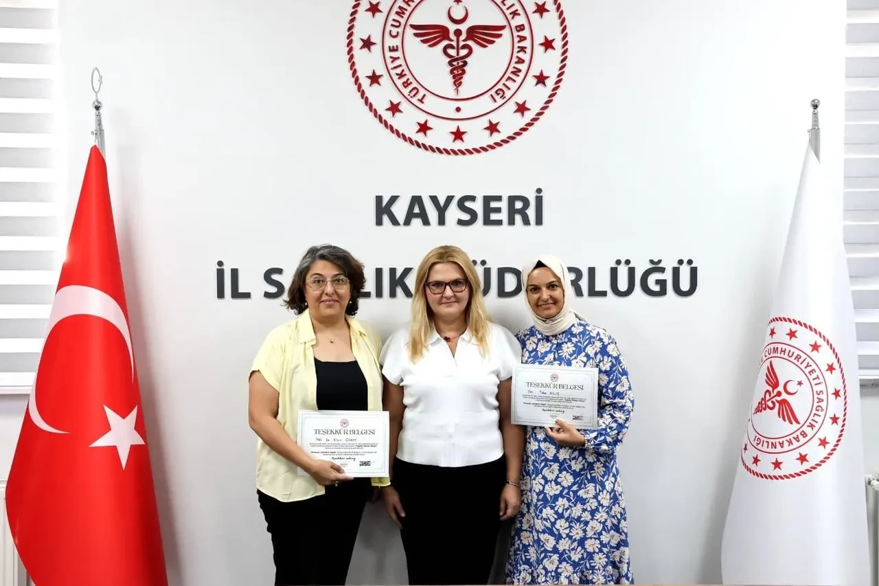 Kayseri'de Obeziteyle Mücadelede Başarılı Aile Hekimleri Ödüllendirildi