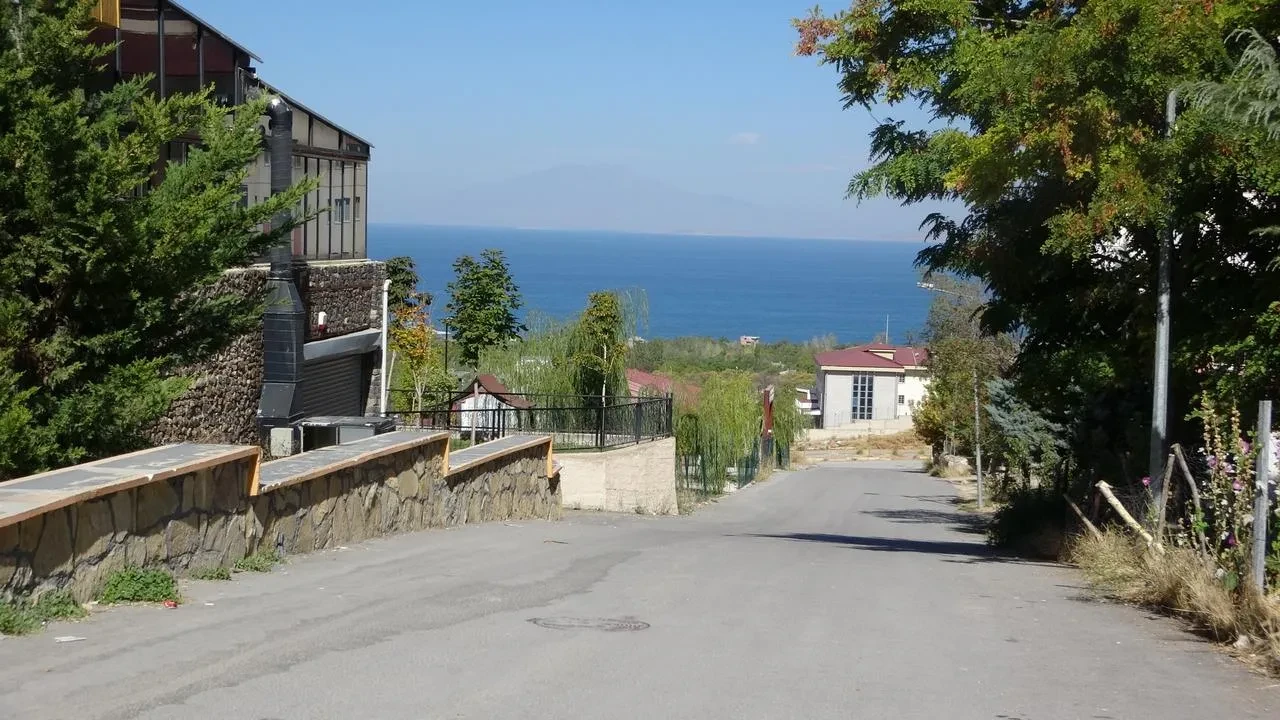 Van Gölü gayrimenkul piyasasını canlandırıyor