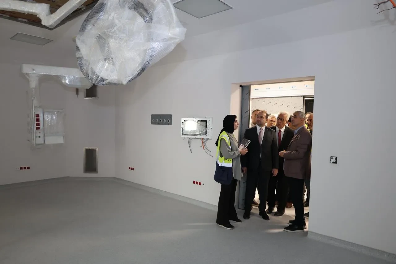 Sağlık Bakanlığı Aydın Şehir Hastanesi’ndeki çalışmaları inceledi