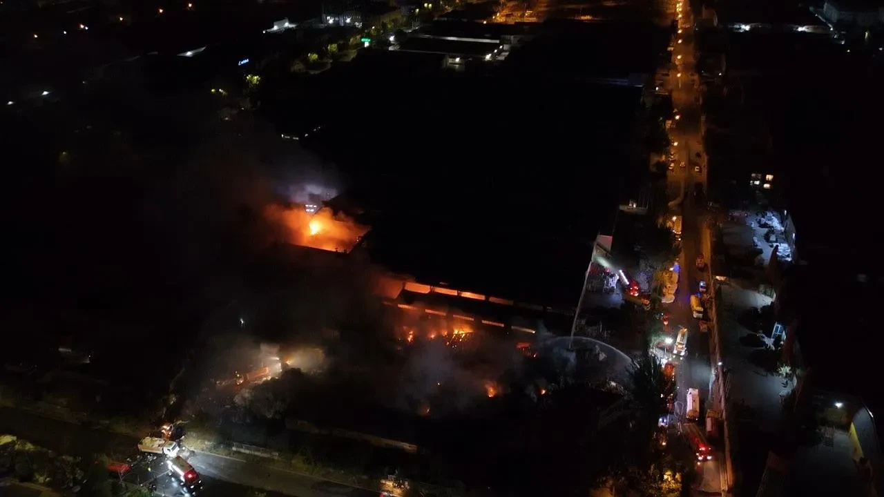 Kayseri’de Milkay Tekstil Fabrikasında 9 Saattir Devam Eden Yangın