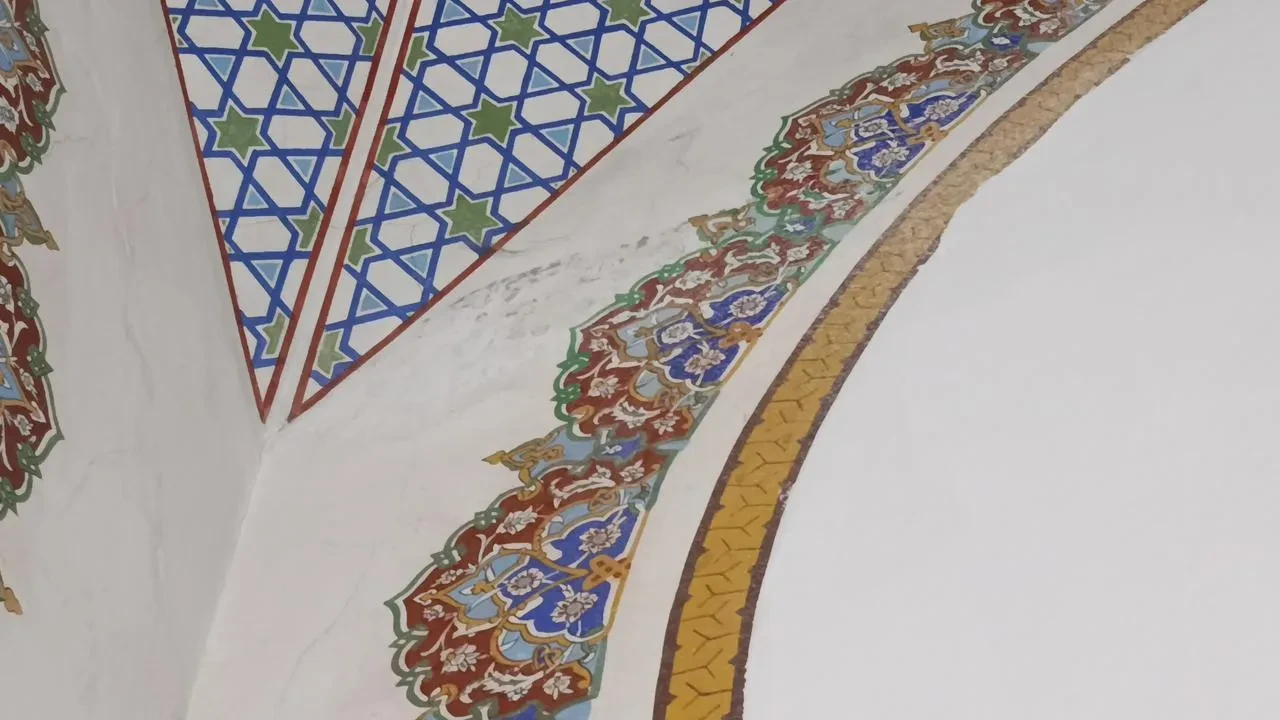 Ahi Evran Camii'ndeki bakımsızlık vatandaşları endişelendiriyor