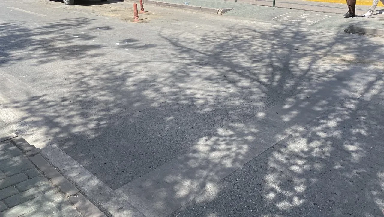 Eskişehir'de ticari taksi çarptığı yaşlı adam hastaneye kaldırıldı