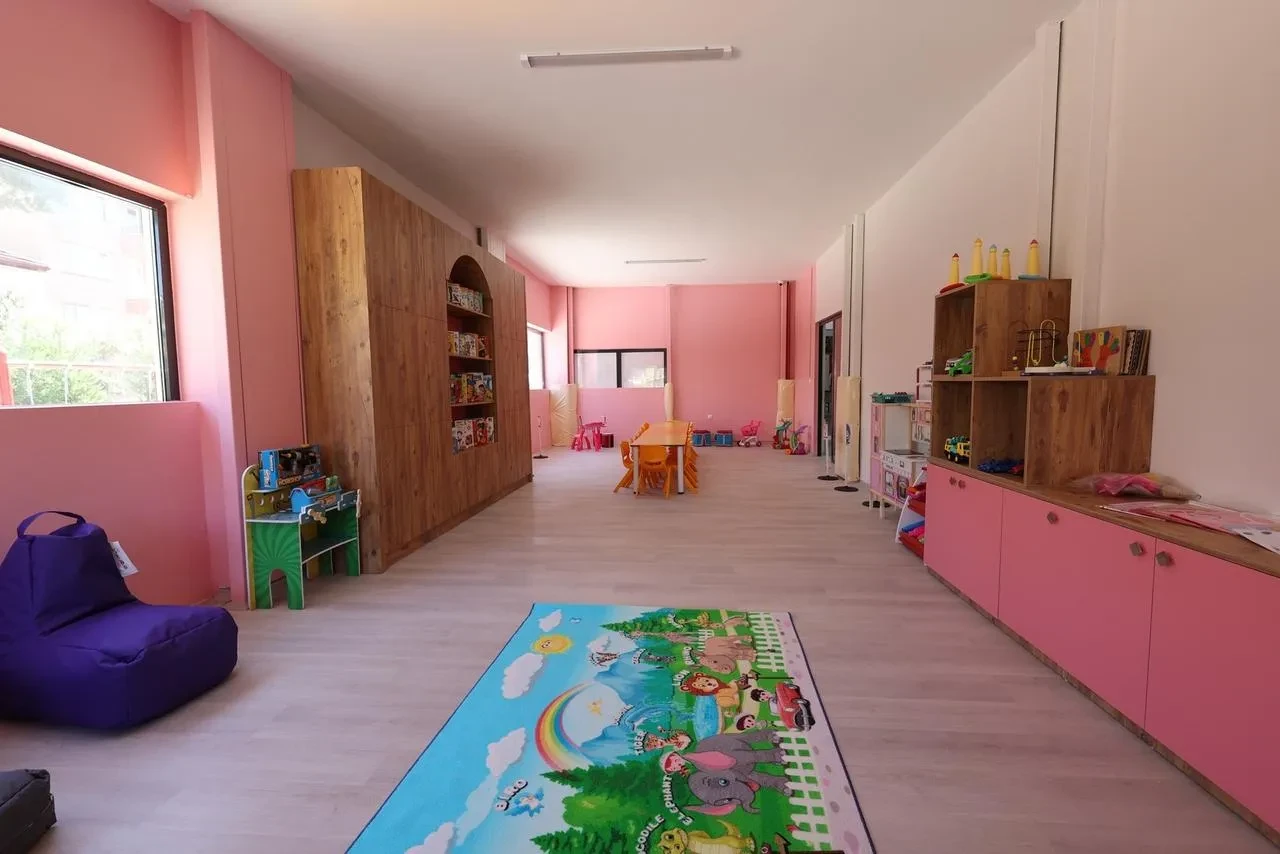 Tavas Belediyesi Şehit Polis Veli Kabalay Çocuk Gelişim Merkezi’ni hizmete açtı