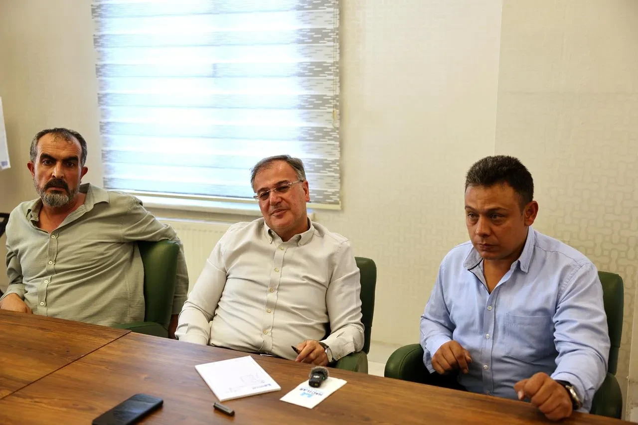 Hacılar Belediye Başkanı Bilal Özdoğan muhtarlarla eğitim hazırlıklarını görüştü