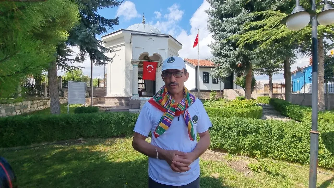 Ertuğrul Ocağı Derneği Domaniç'ten Söğüt'e tarihi göç yolunu bisikletle canlandırıyor