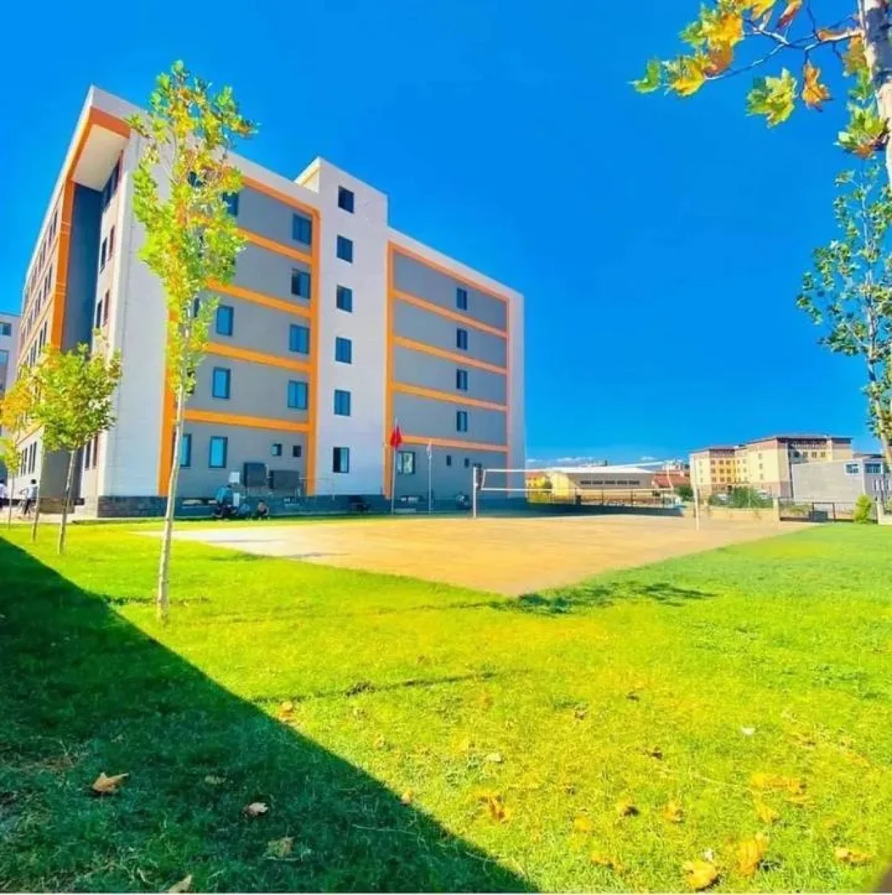 Cizre ve İdil'de öğrencilerin barınma sorunu Gençlik ve Spor Bakanlığı ile