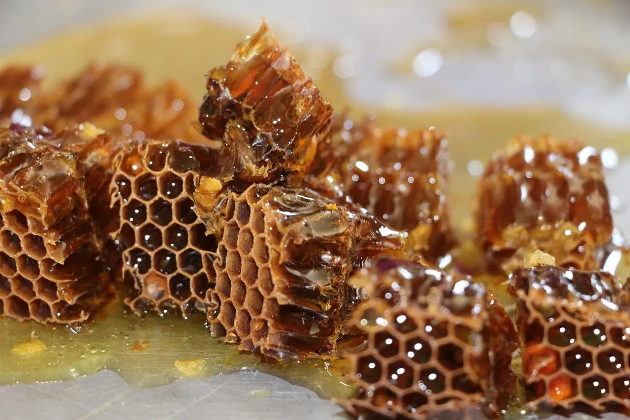 Rizeli üreticiler sahte bala karşı tüketicileri uyarıyor