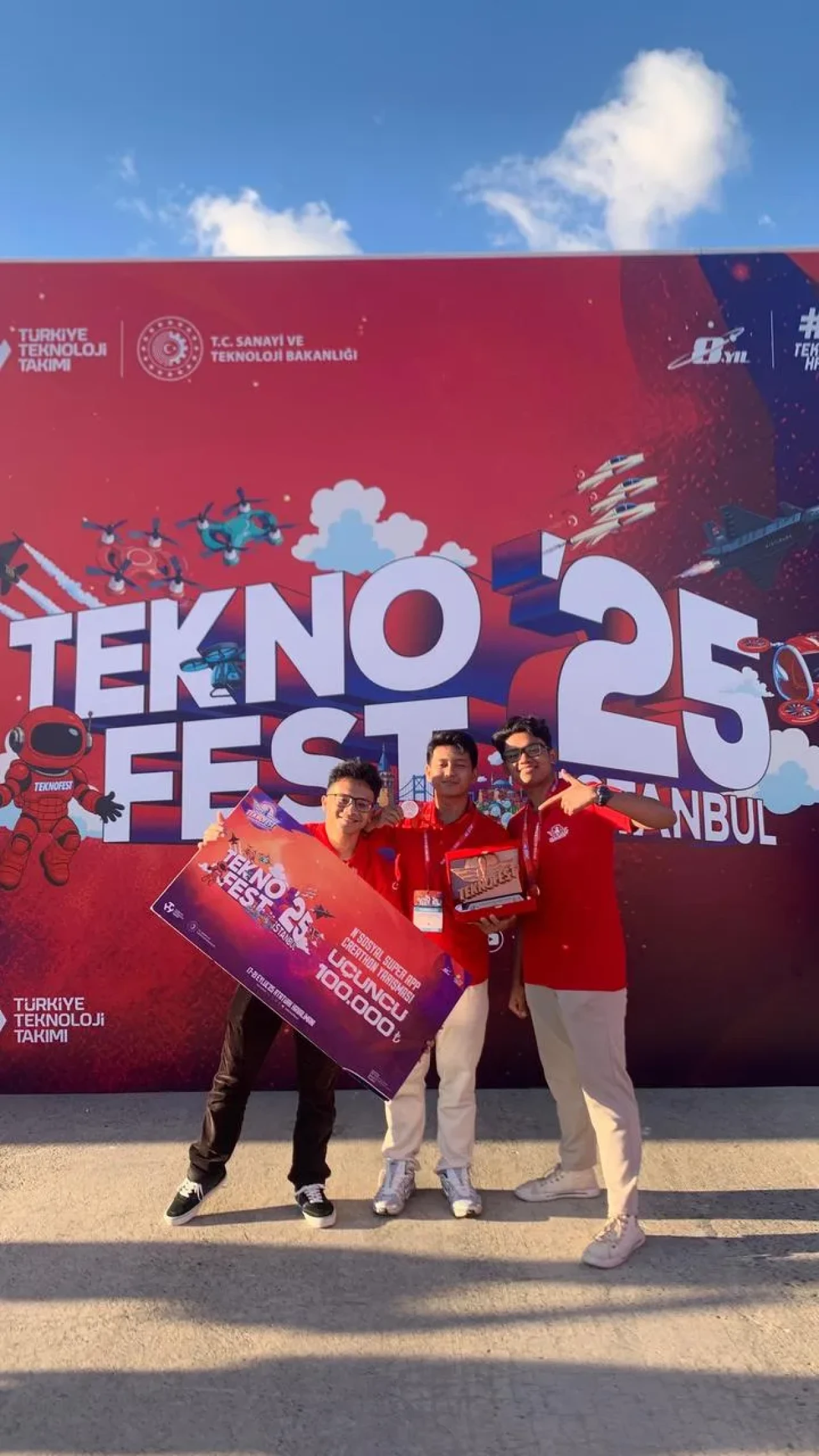 Bartın Üniversitesi Öğrencileri TEKNOFEST 2025’te Üçüncülük Ödülü Kazandı