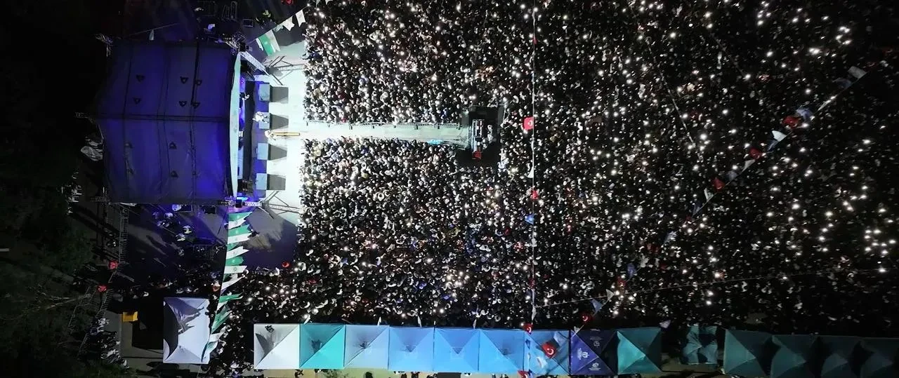 Kocaeli Büyükşehir Belediyesi Güz Şenlikleri Umuttepe Kampüsü'nde renkli anlar yaşattı.