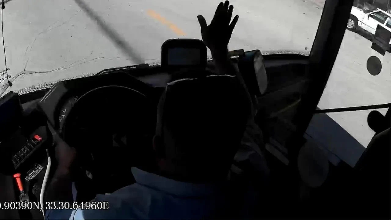 Kırıkkale'de otobüs şoförü fenalaşan kadını ambulansa yetiştirdi