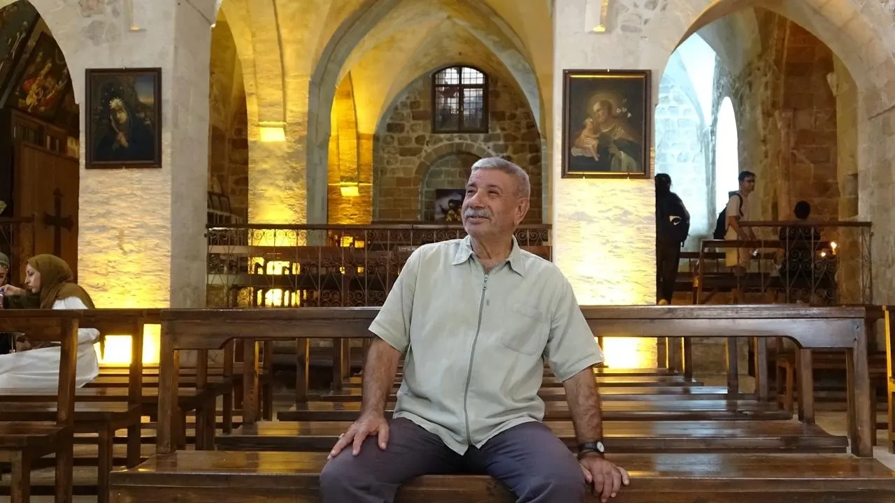 Mardin'de süryani aile kiliseyi müslüman dostlarına emanet etti