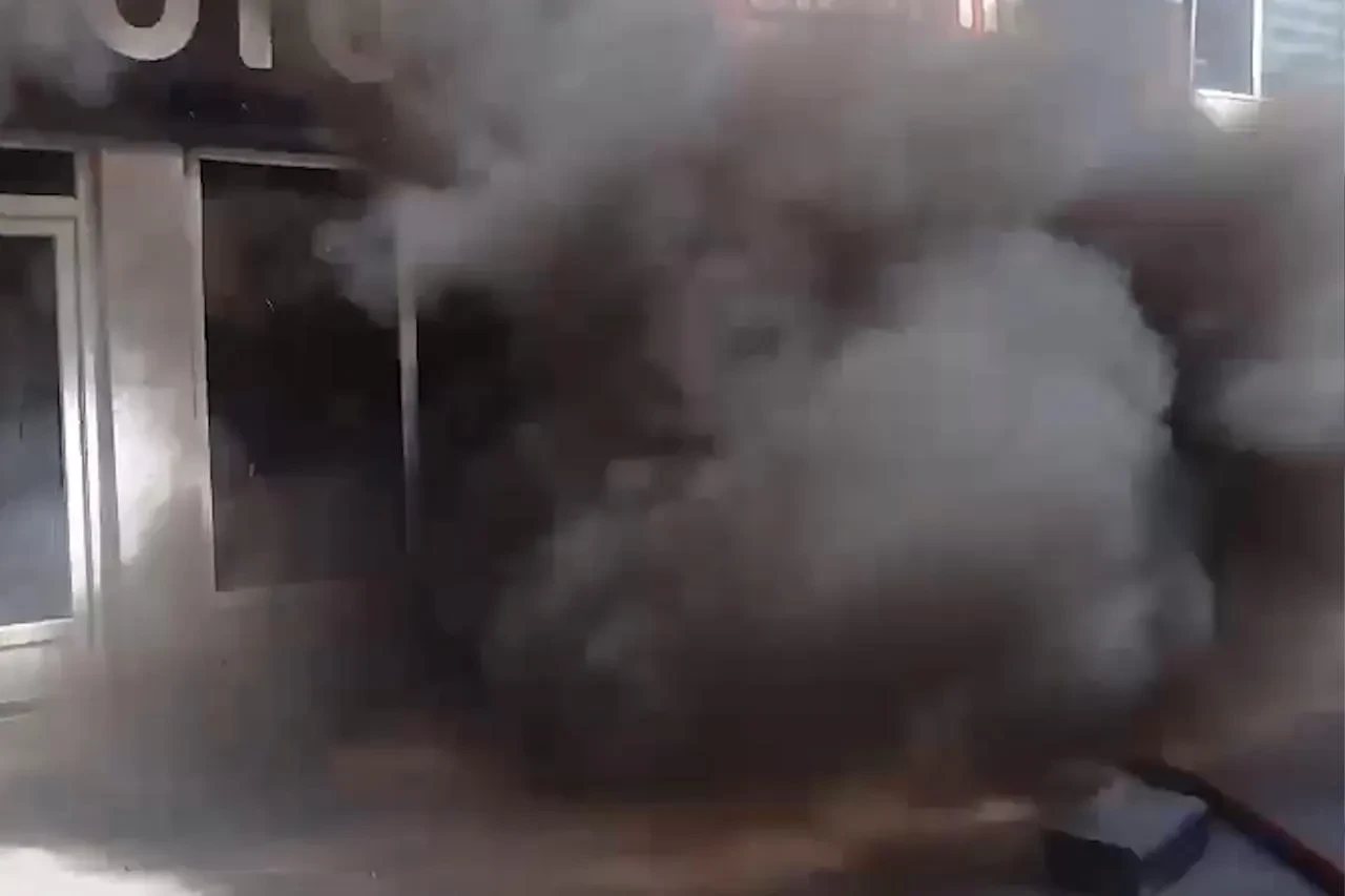 Kırıkkale'de motosiklet tamir dükkanında sprey tüplerinin patlaması