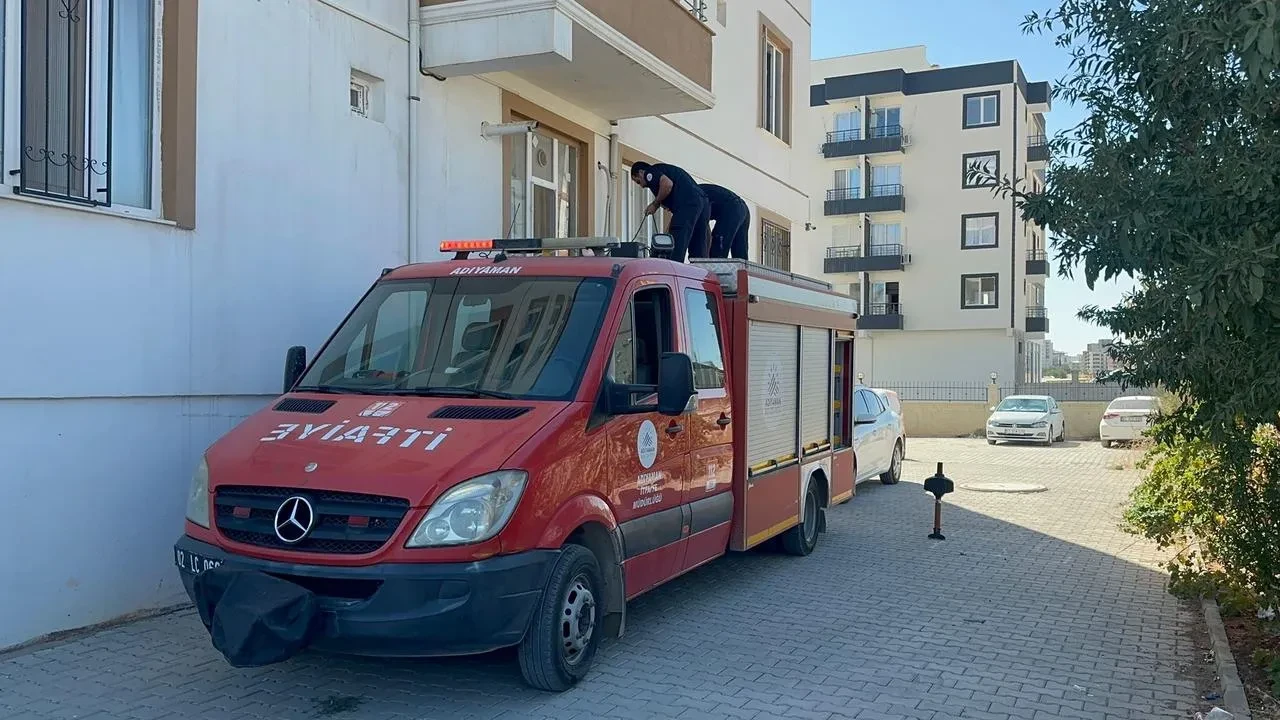 Adıyaman’da evden gelen kötü koku ihbarı ekipleri harekete geçirdi