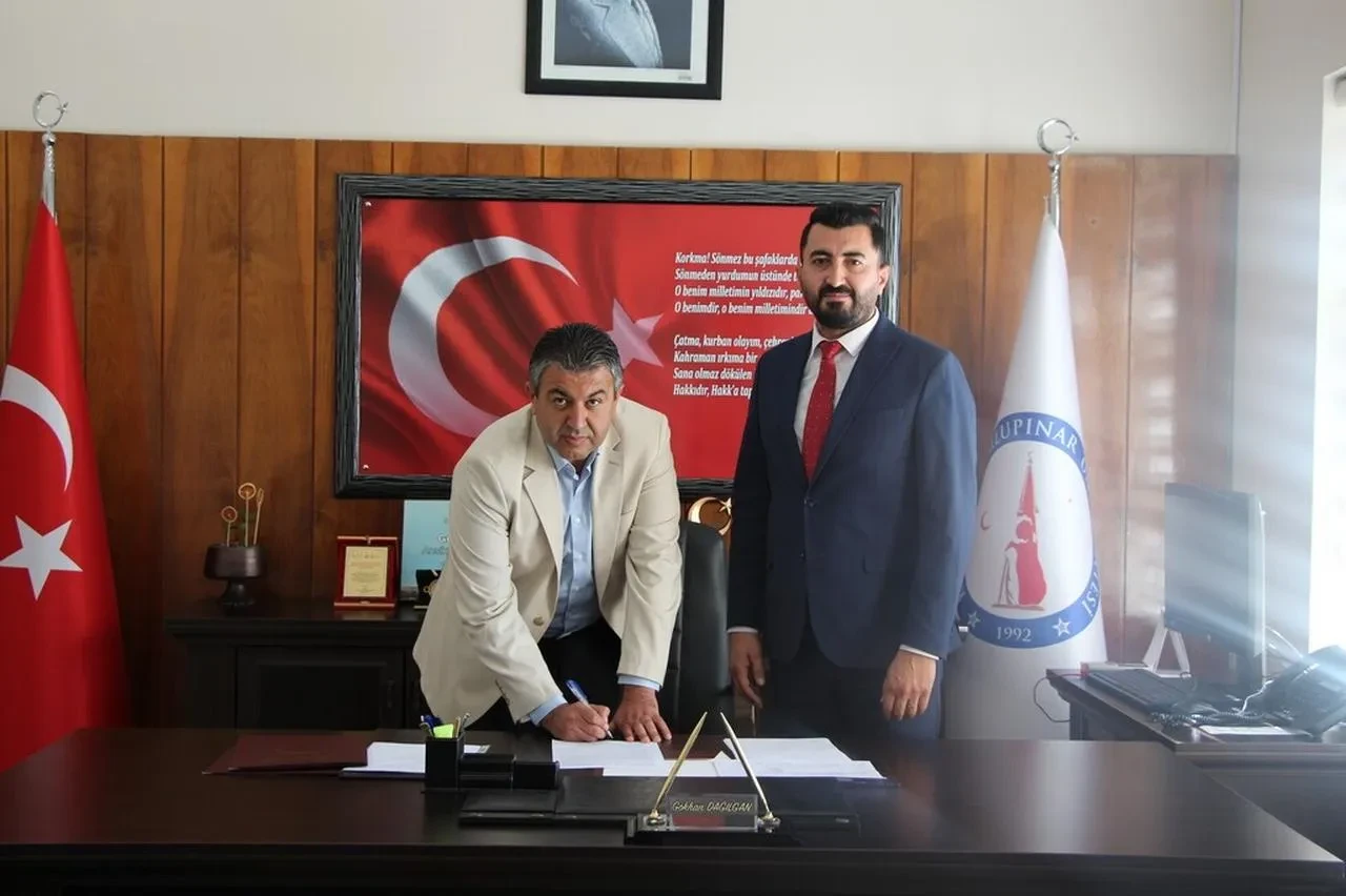 Gediz belediyesi ticaret odası ve meslek yüksekokulu işbirliği protokolü imzaladı