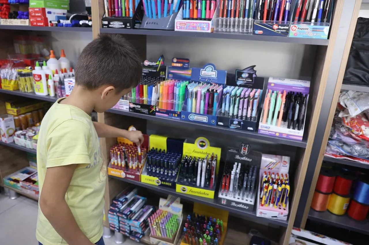 Hatay’da kırtasiye alışveriş yoğunluğu yeni eğitim dönemi öncesi arttı