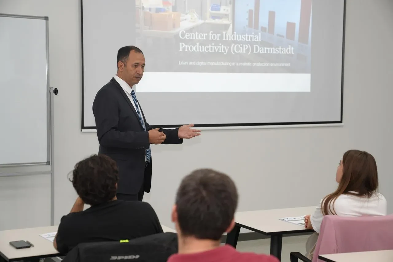 Denizli Model Fabrika "öğren-dönüş" programını başlattı