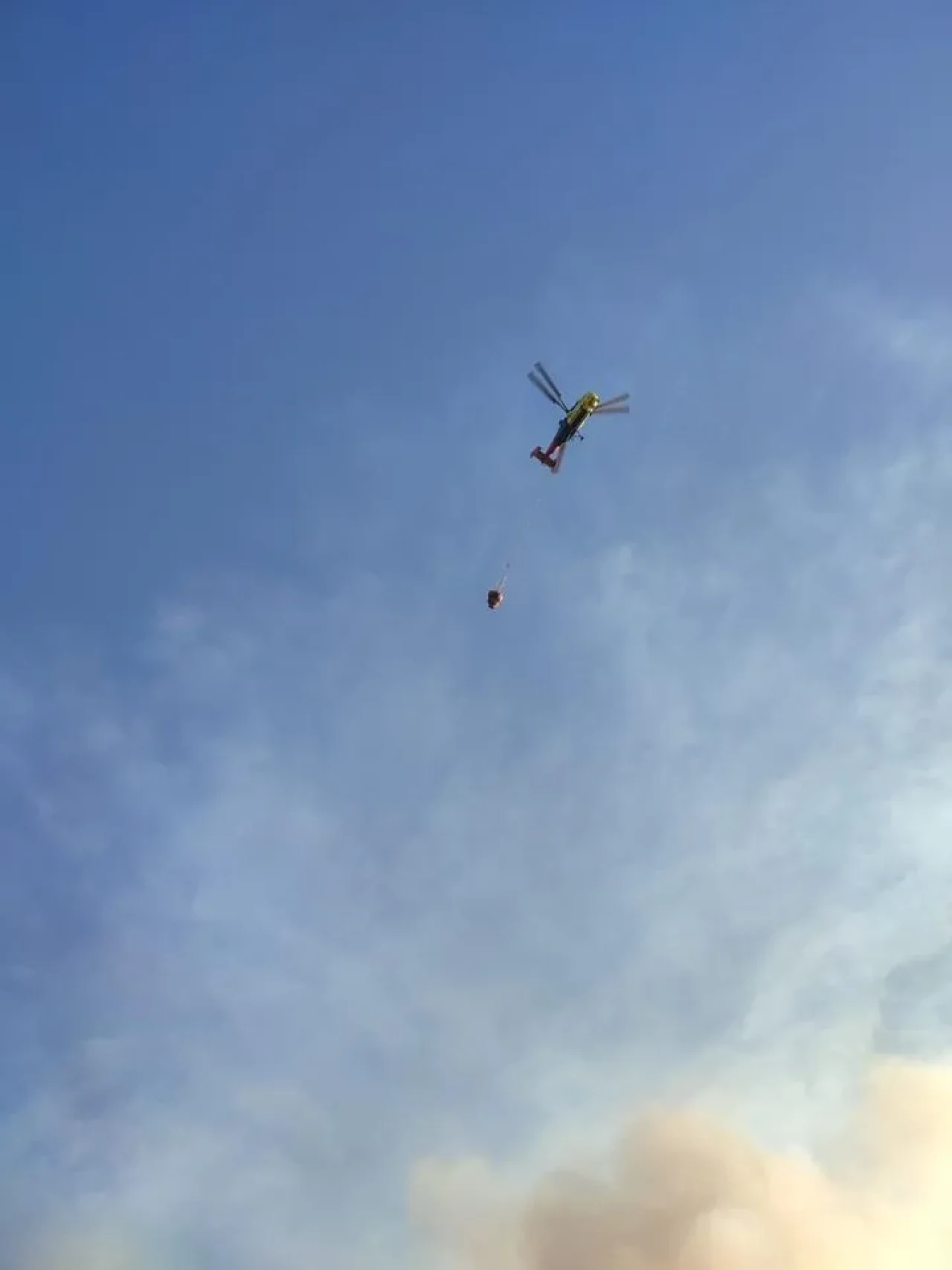 Beyşehir’de sazlık yangını ormanlık alana sıçradı