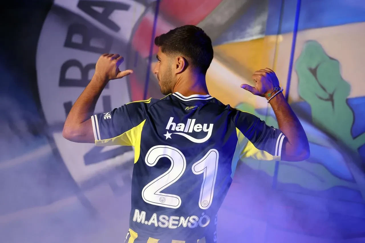 Marco Asensio Fenerbahçe'de 3+1 yıllık sözleşme imzaladı