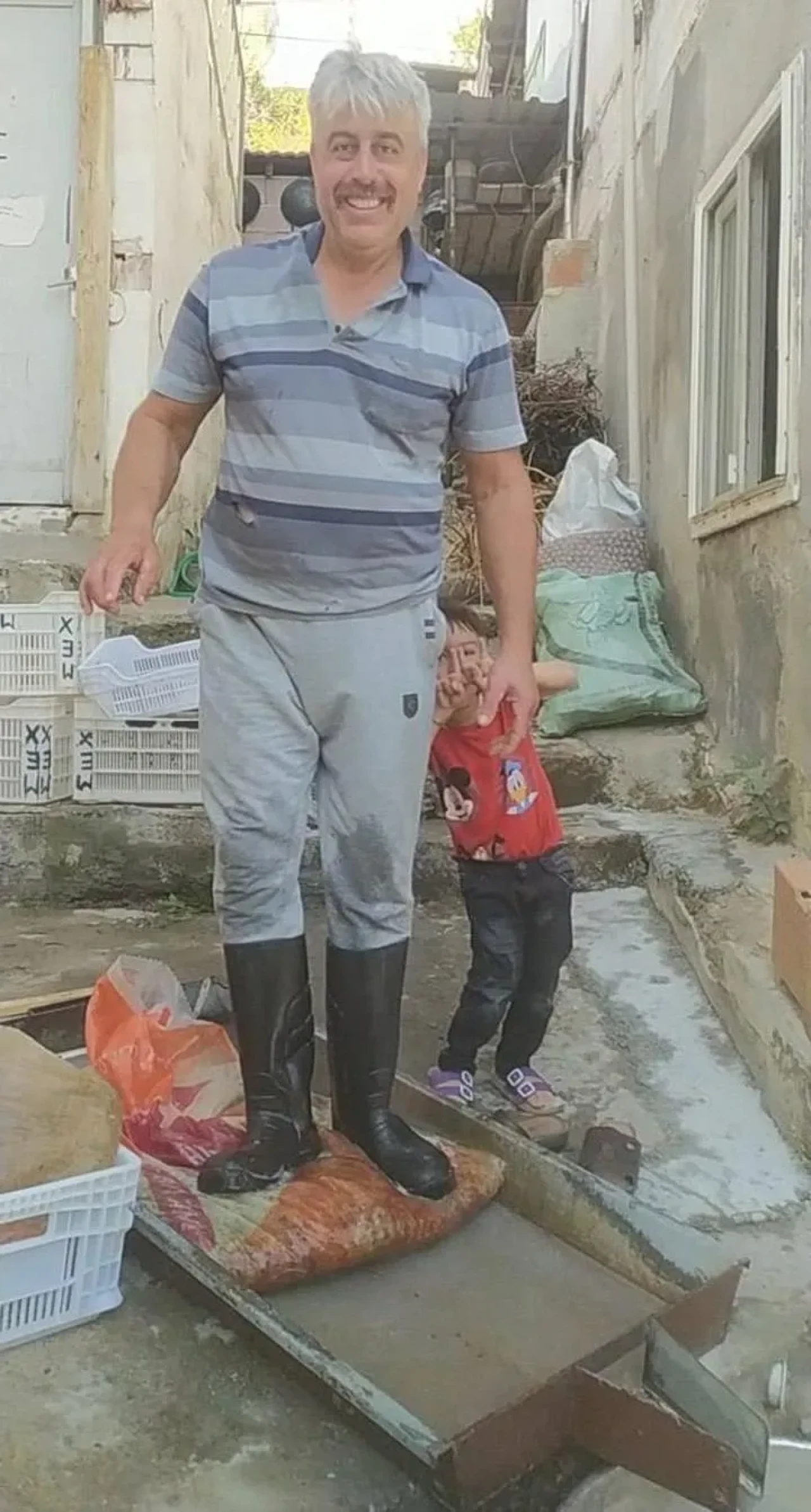 Aydın’da çiftçiler geleneksel yöntemlerle pekmez üretimine başladı